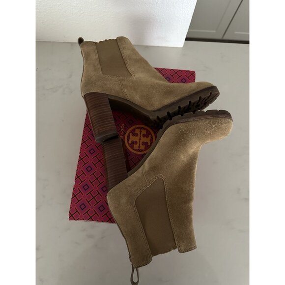 Women’s Tory Burch Stafford Tan Suede Leather Ankle Lug Sole Heeled Booties 7.5 - Picture 8 of 10